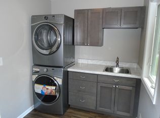 1163 Peavy Rd, Howell, MI 48843