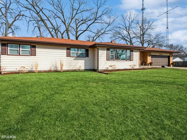 326 S Douglas Dr, Bradley, IL 60915