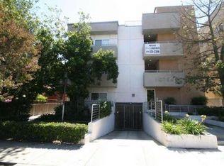 10756 Camarillo St APT 203, North Hollywood, CA 91602