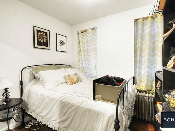 4th image of 132 Ludlow St #Fa8