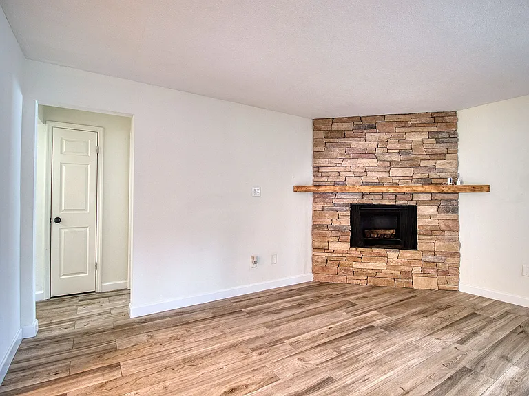 355 Laughing Gull Ln — Photo 13