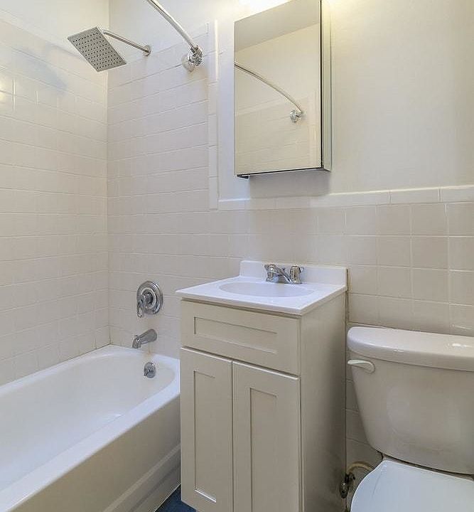 1st image of 284 E 10th St APT 2B