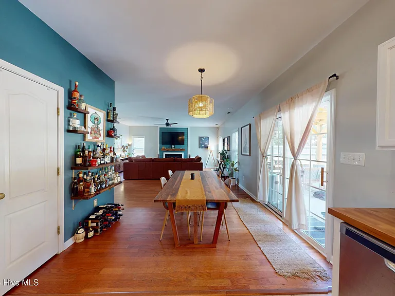 345 Shepherd Trl — Photo 9