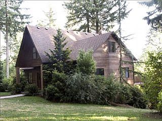 2nd image of 19515 NE Dawn Dr