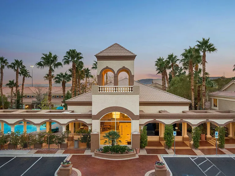 Resort at The Lakes — Photo 81