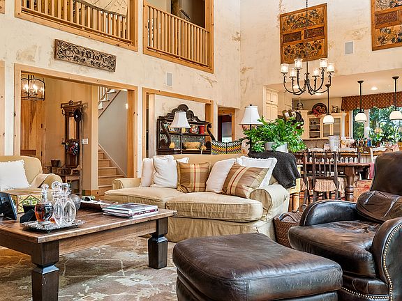 1391 Mill River Great Barrington Rd