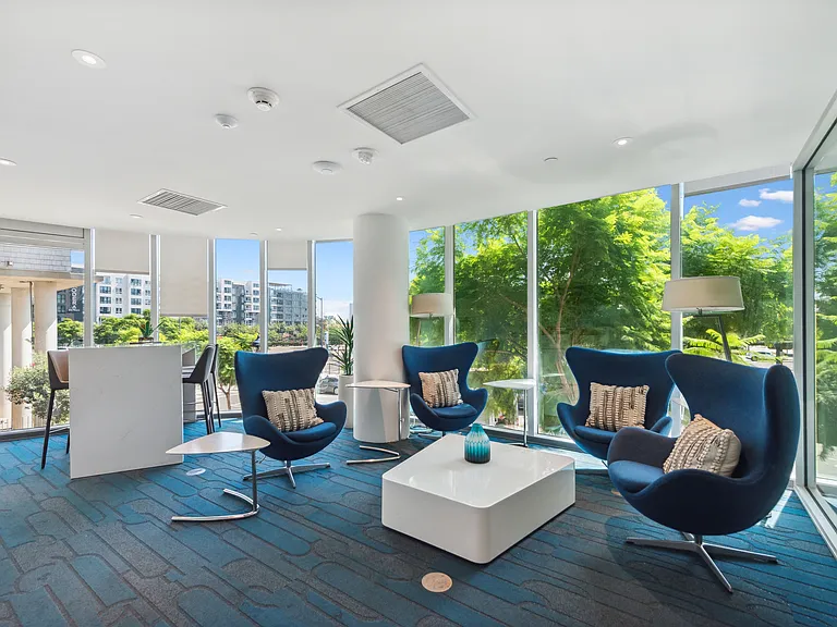 K1 Apartments — Photo 12