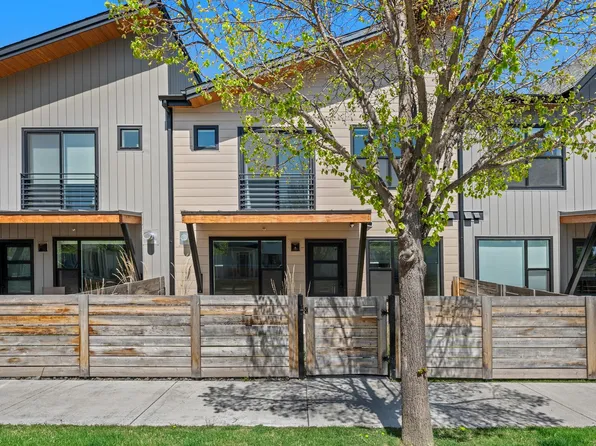 1010 7th St Unit E, Whitefish, MT 59937