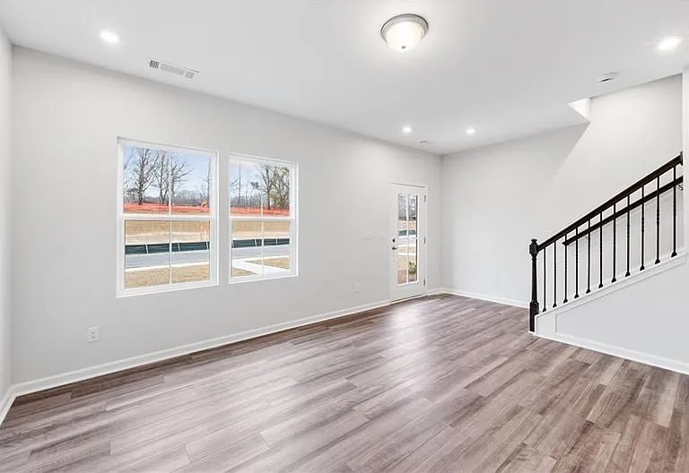 3051 Beacon Bend Xing — Photo 18