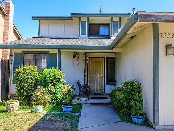 4th image of 2533 Burlwood Dr