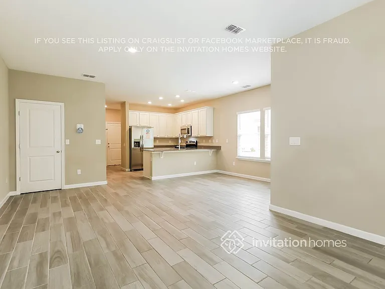 371 Cherry Ridge Dr — Photo 6