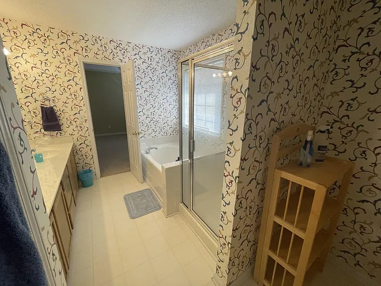 44 Hampton Springs Ct — Photo 21