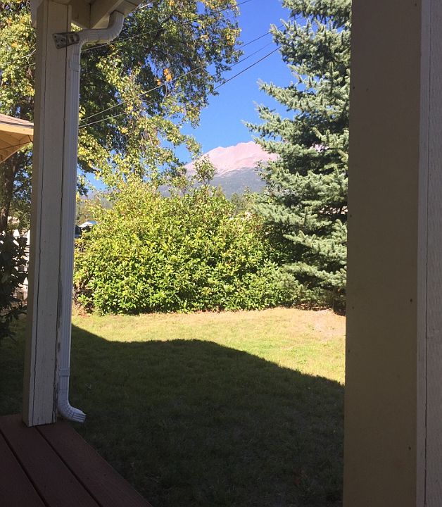 Porch view of Mount Shasta 