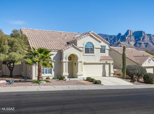 11768 N Labyrinth Dr, Tucson, AZ 85737