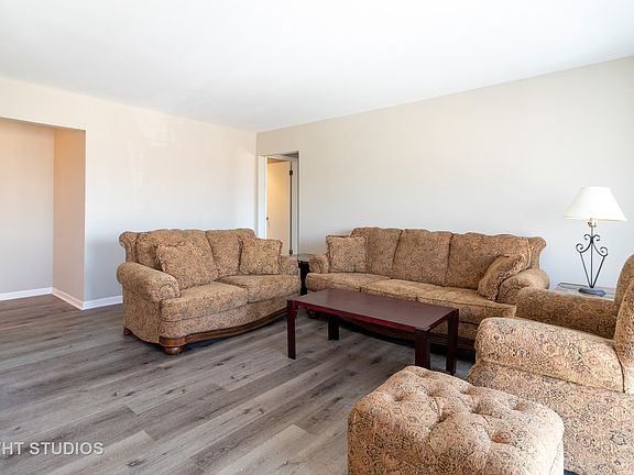 2nd image of 5703 W 128th St #32