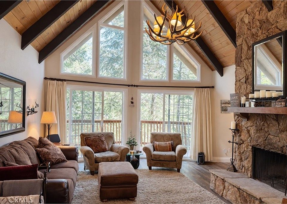 1st image of 27334 Pinewood Dr