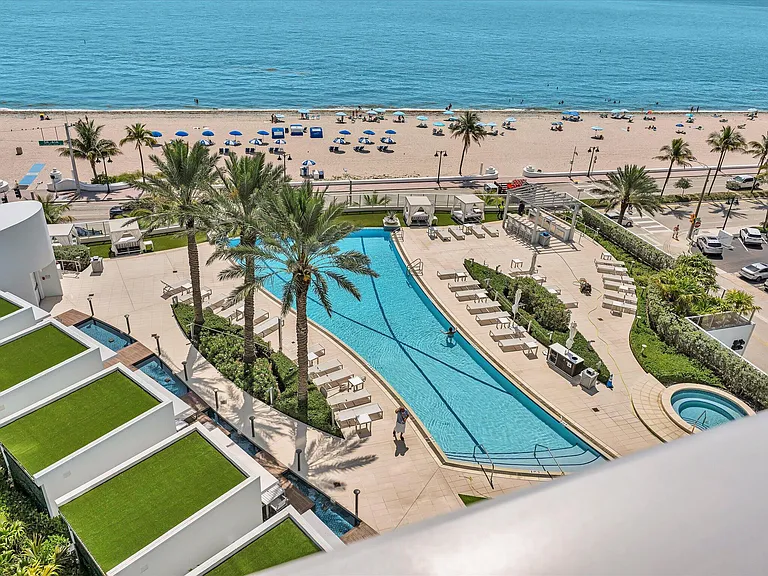 701 N Fort Lauderdale Beach Blvd #802 — Photo 28