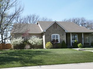 829 S Clear Creek Cir, Wichita, KS 67230
