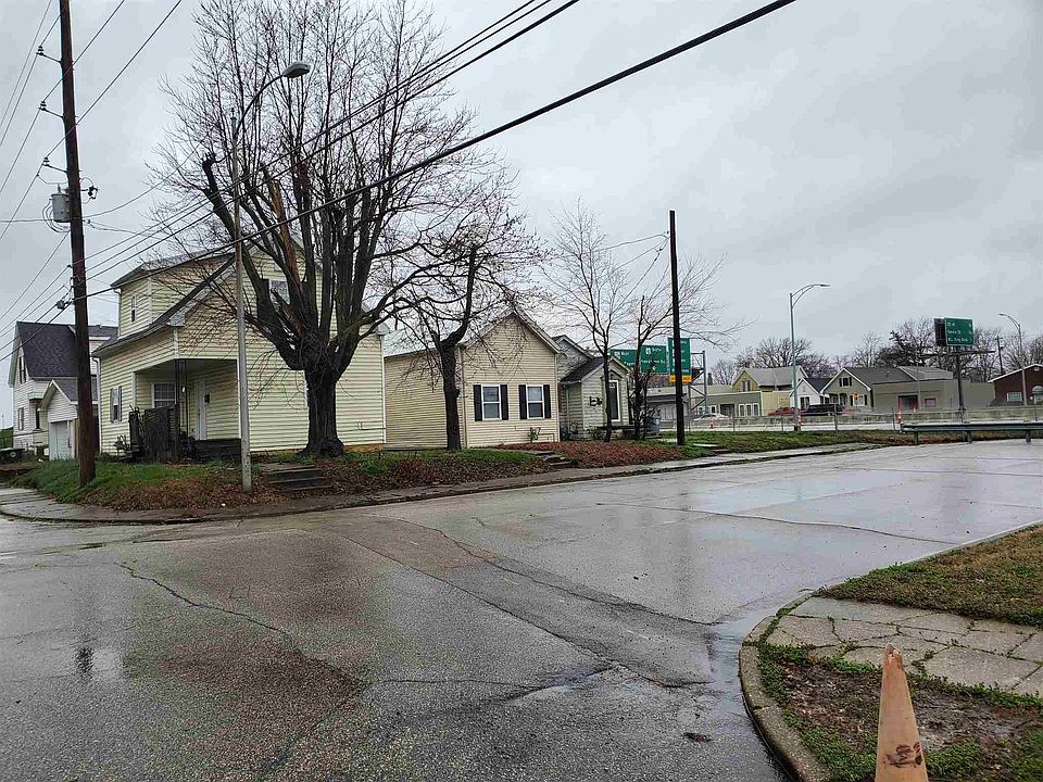 2nd image of 17 S Willow Rd