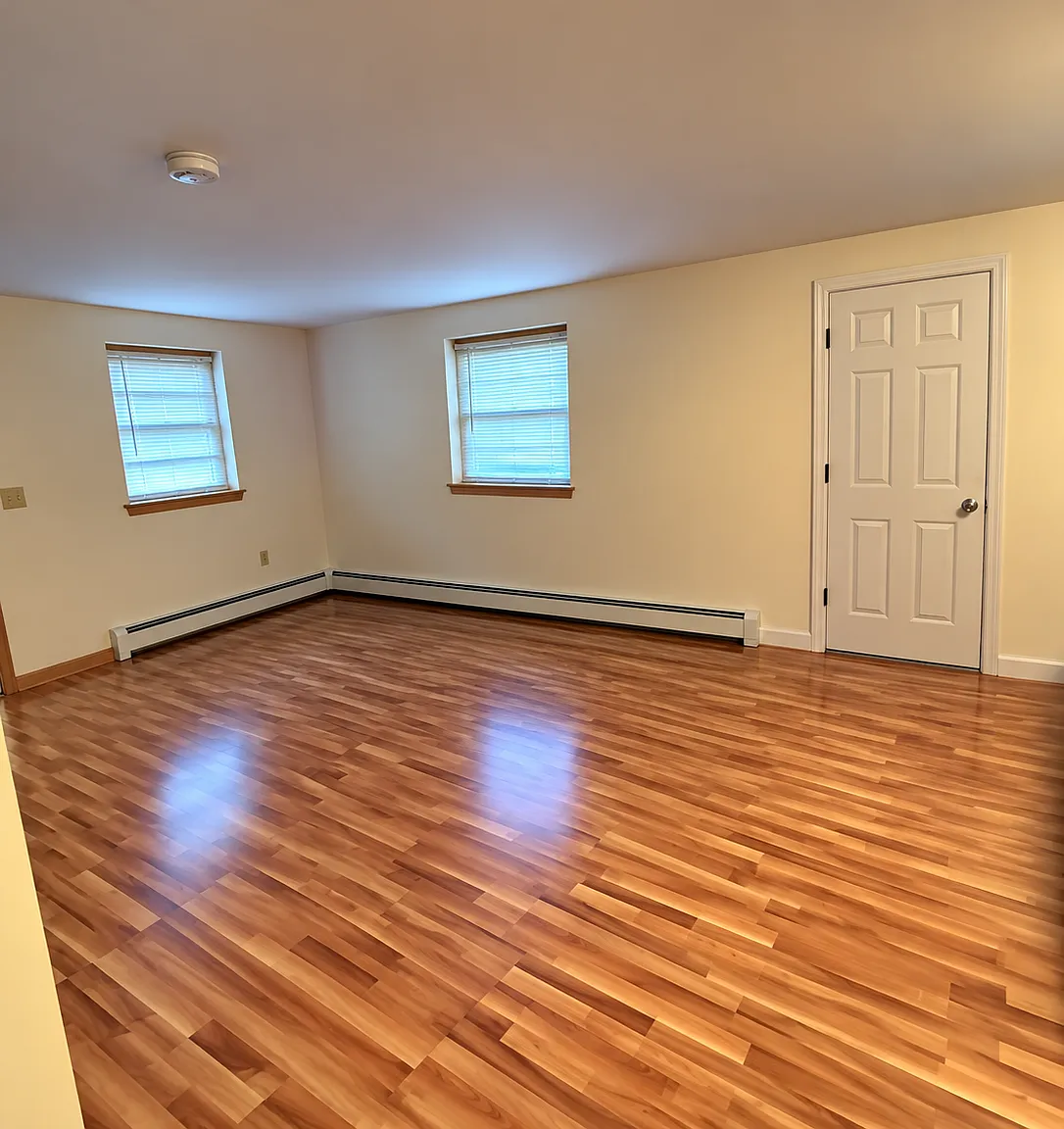1 bed, 700 sqft, $1,800 — Photo 4