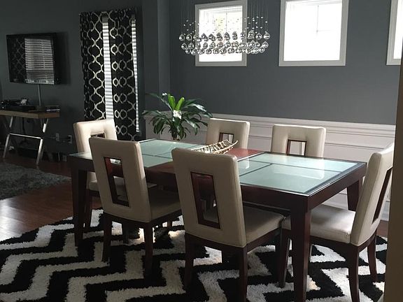 Dining room / Available 5 April 2019