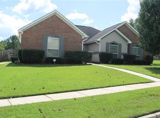 1740 Ashmoor Dr W, Mobile, AL 36695