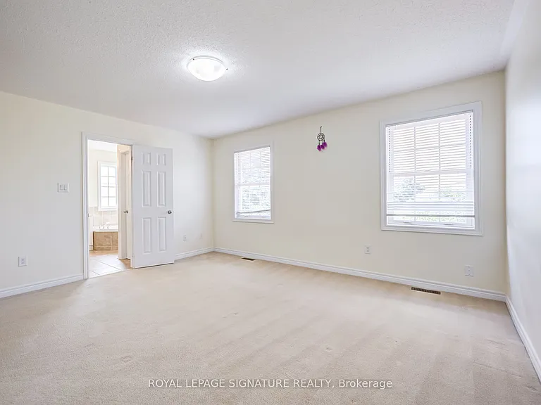 44 Selby Dr — Photo 37