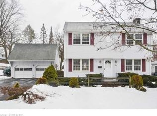 38 Lydall St, Manchester, CT 06042