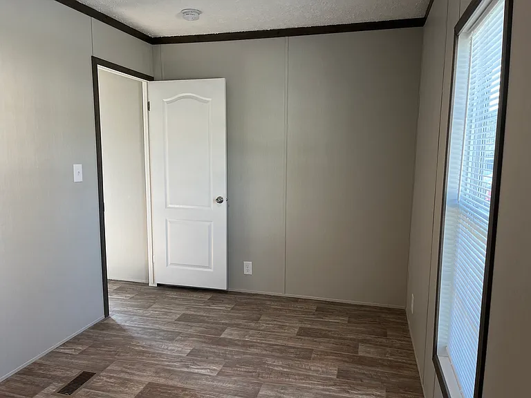 1200 N 20th St #82 — Photo 4