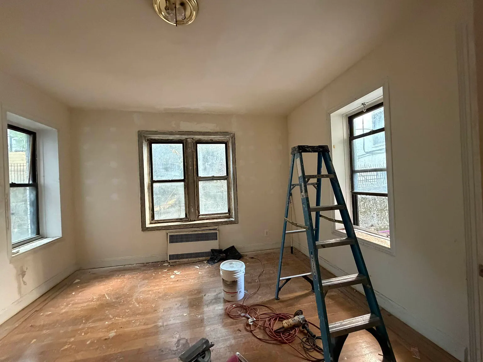 1745 President Street — Photo 3