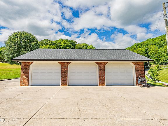 2nd image of 234 Olinger Dr