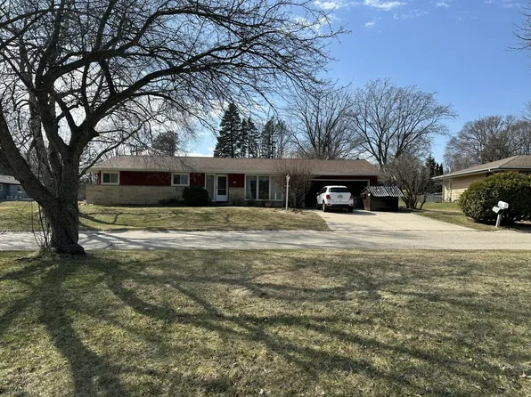 6831 North Range Line ROAD, Glendale, WI 53209