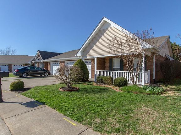 2nd image of 526 Forest Glen Cir