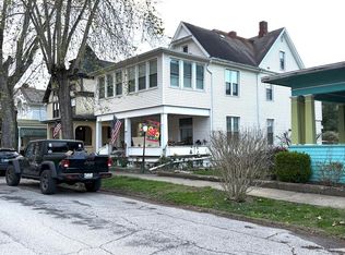 808 Main St, Sistersville, WV 26175