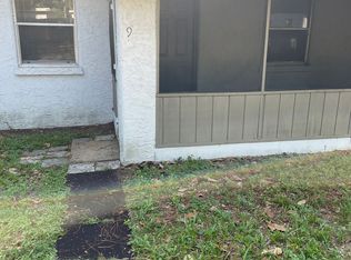 521 E Miracle Strip Pkwy APT 9, Mary Esther, FL 32569