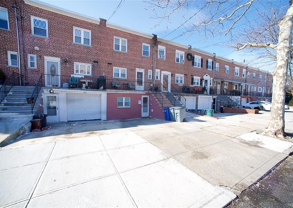 1st image of 857 Vincent Ave