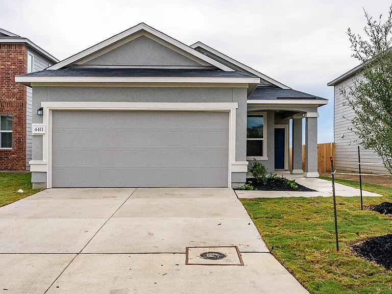 4411 Tivoli Dr — Photo 7