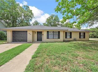 800 Chambers St, Marlin, TX 76661