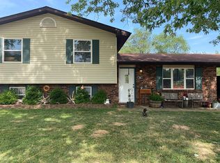 500 S Vandervoot St, Desloge, MO 63601