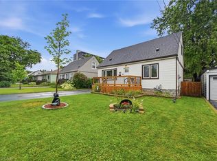 450 E 42nd St, Hamilton, ON L8T 3B3