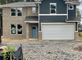 2977 Iron St, Auburn, AL 36832