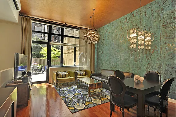 Sold by Corcoran | media 14