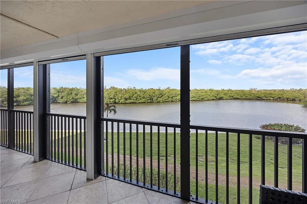 2 bed, 2.0 bath, 1569 sqft, $2,995 — Photo 1