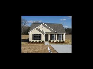 405 Ray Byrd Rd, Lillington, NC 27546