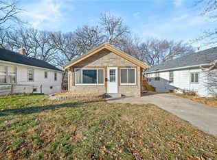 1612 33rd St, Des Moines, IA 50311