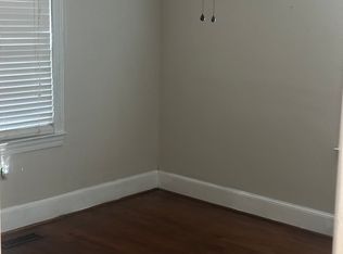 1111 Cedar Ln, Greenville, NC 27858
