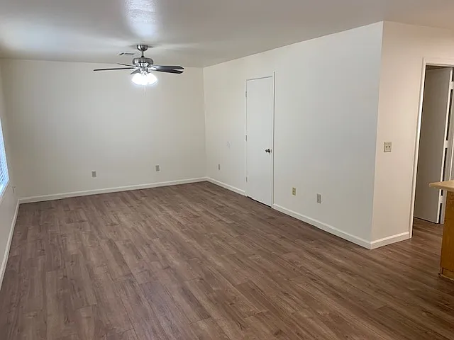 2 bed, 1.5 bath, 850 sqft, $1,150 — Photo 2