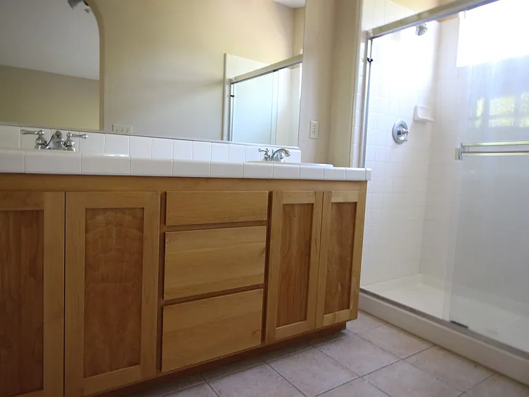 402 Healdsburg Ave — Photo 19