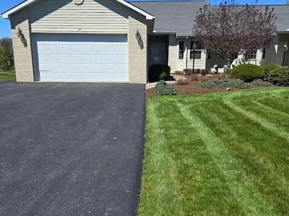 304 Plum Rdg, Fayetteville, NY 13066