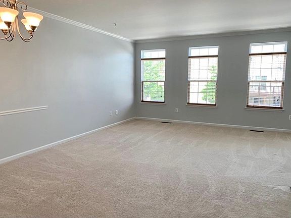 2nd image of 7288 Mockingbird Cir